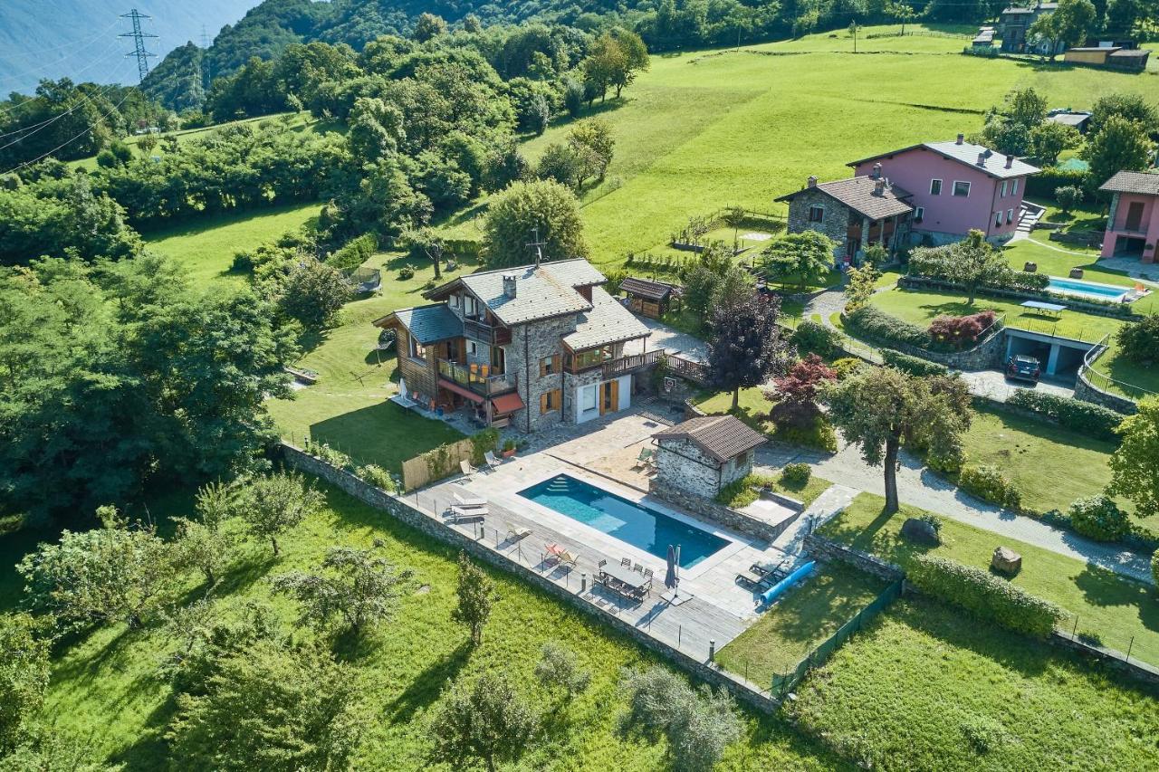 Chalet Con Piscina E Vista Panoramica Colico Eksteriør bilde